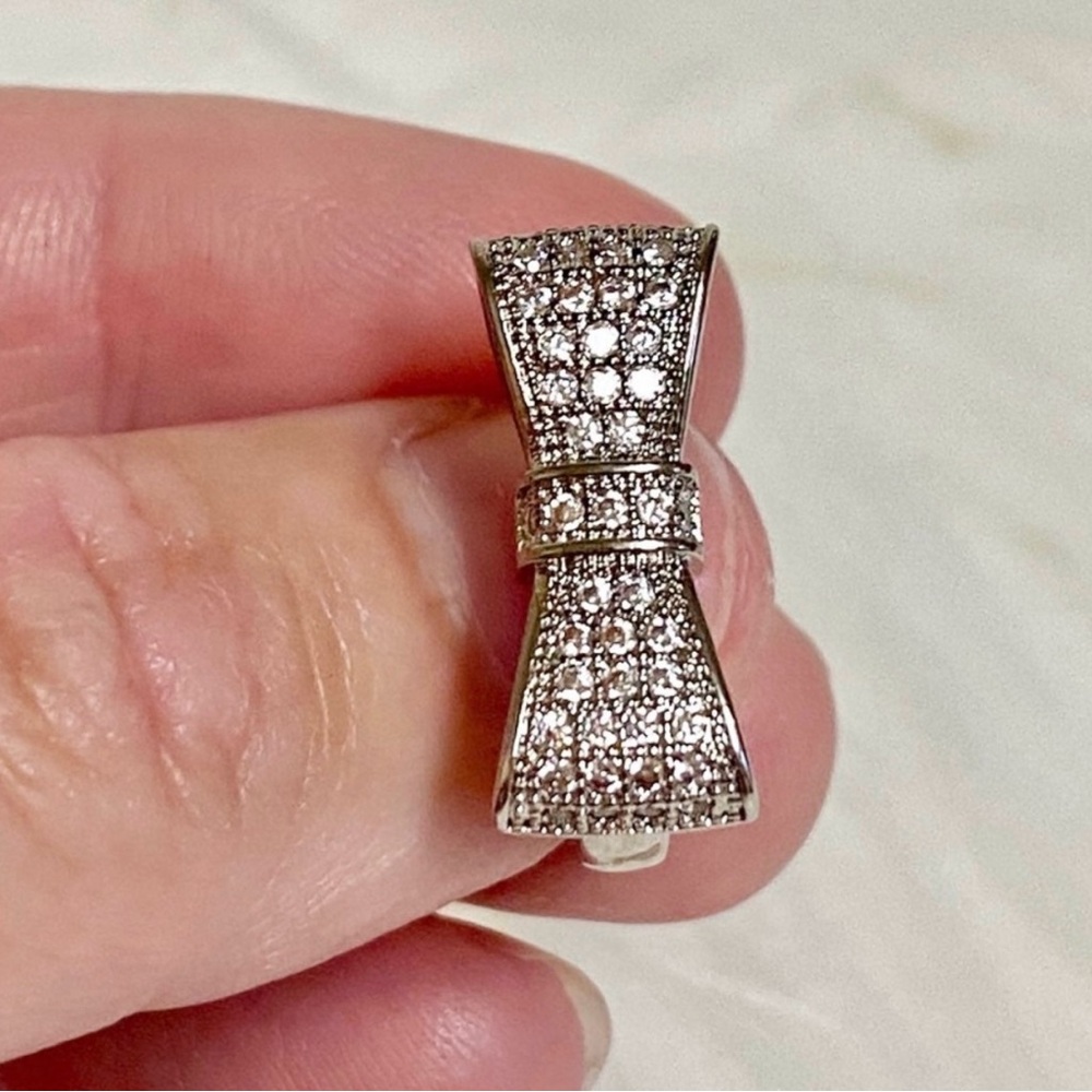 🔥3/$25🔥Elegant Silver Bow Ring - Picture 5 of 6